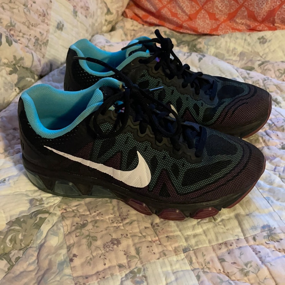 Nike Tailwind 7